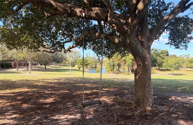 Building Photo - 7075 NW 173rd Dr