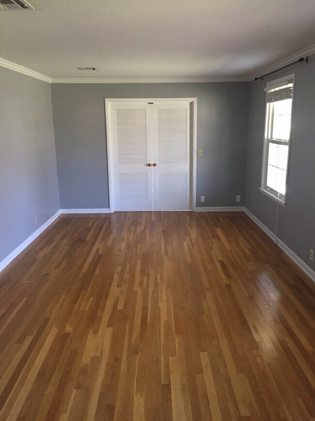 Building Photo - GREAT LOCATION!! Nicely updated home!!