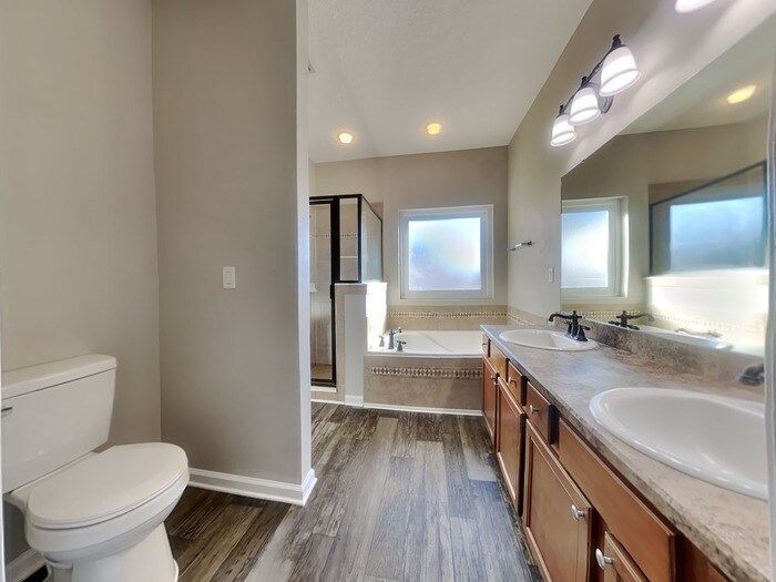 Building Photo - 9251 Hawkeye Dr