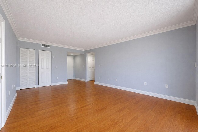 Building Photo - 3581 SW 117th Ave