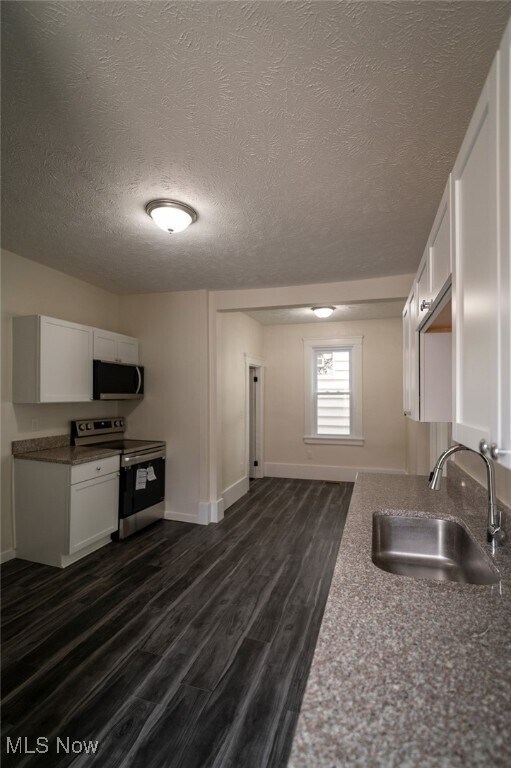 Building Photo - 1277 W 67th St