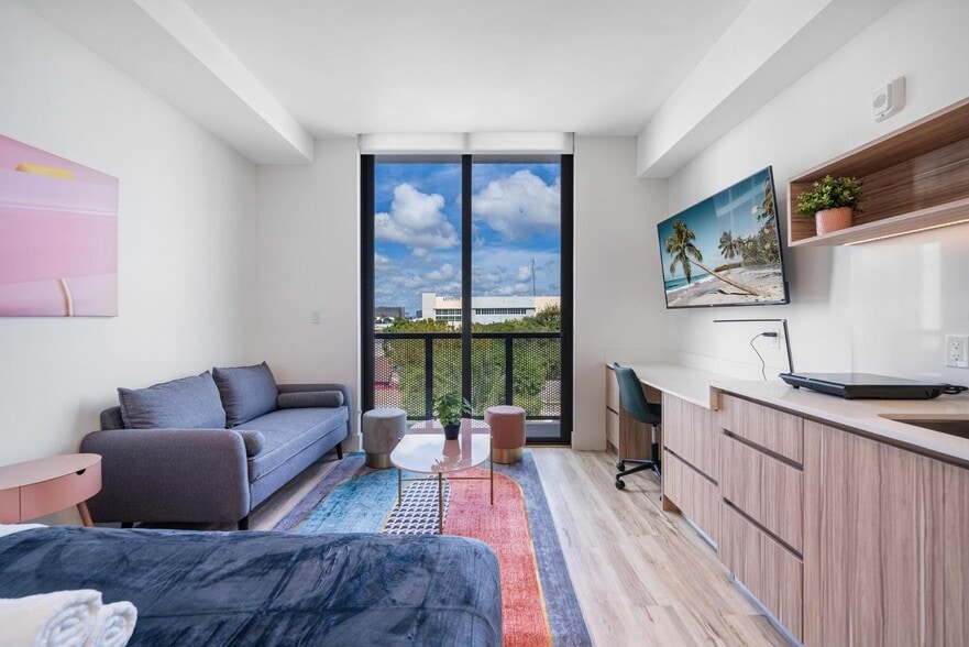 Building Photo - Pastel Apartments