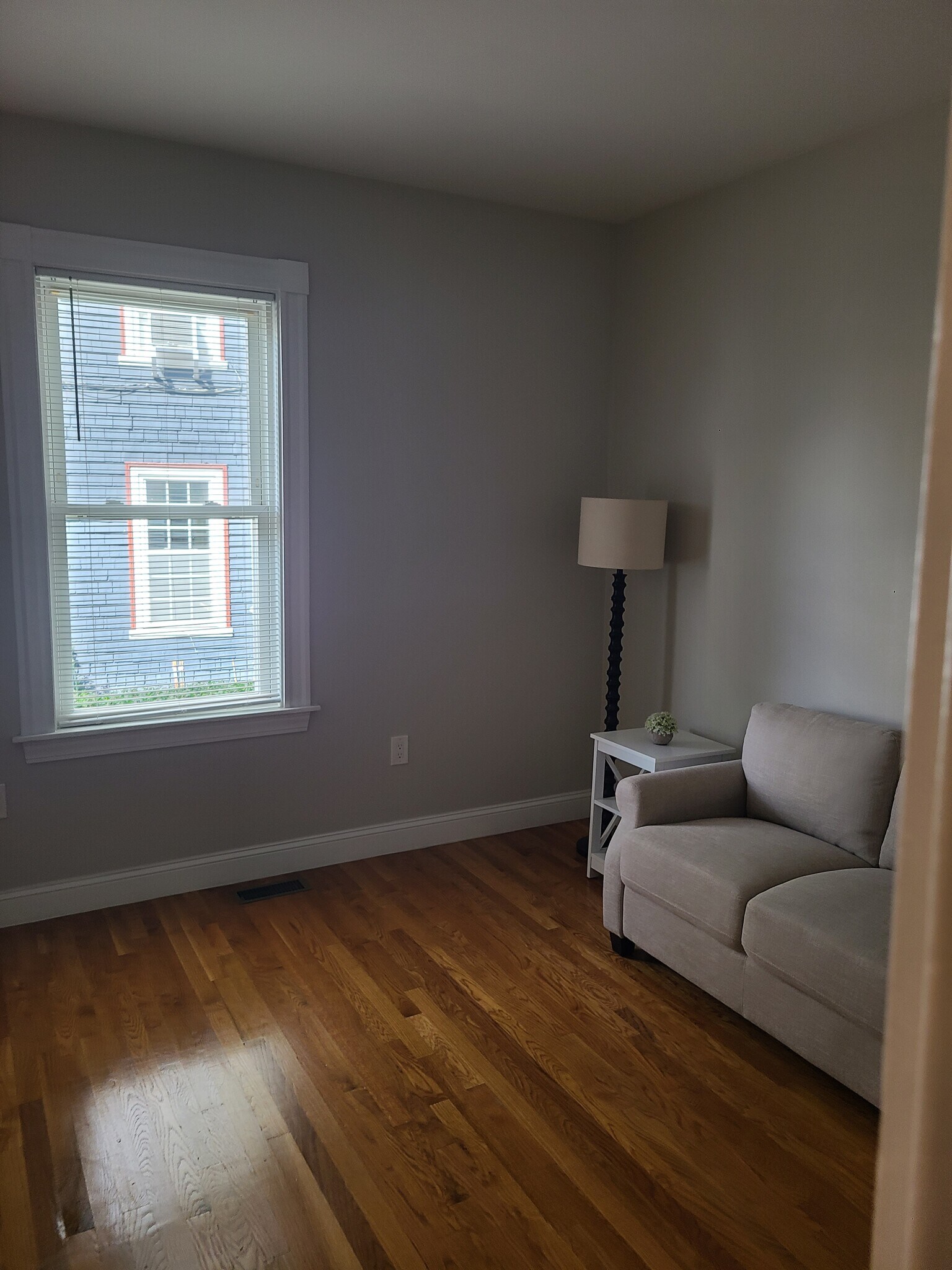 Building Photo - 26 Bentley St