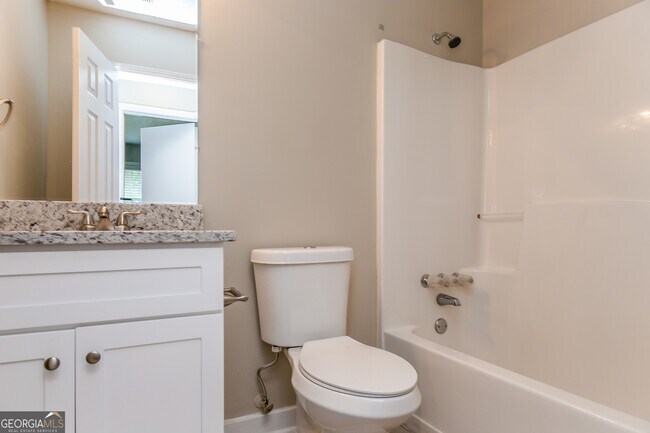 Building Photo - 3940 Scott Dr