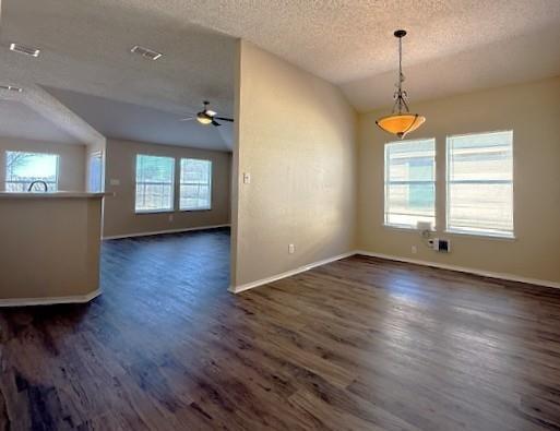 Building Photo - 1107 Alexandria Dr