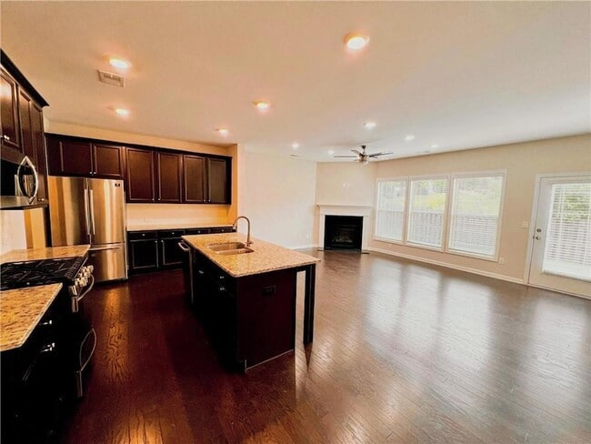 Building Photo - 4305 Bryton Trace Dr