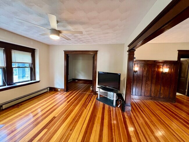 Building Photo - 40 Copley St