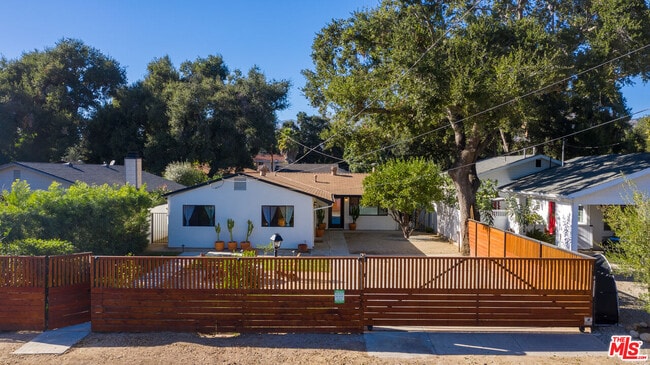 Building Photo - 251 N Encinal Ave