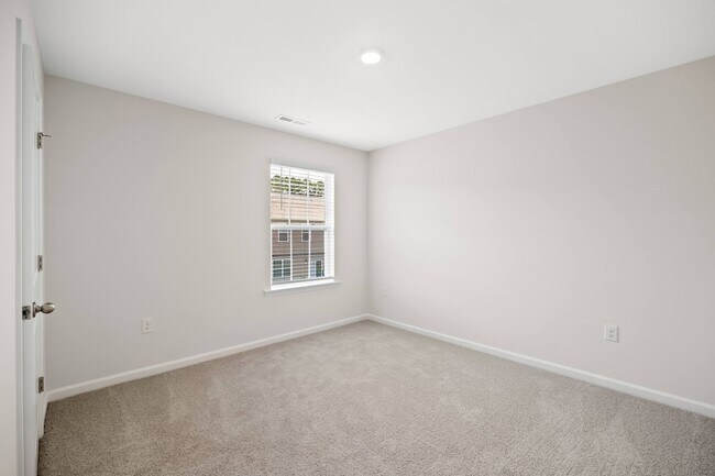 Building Photo - Brand New Construction FIVE Bedrooms!