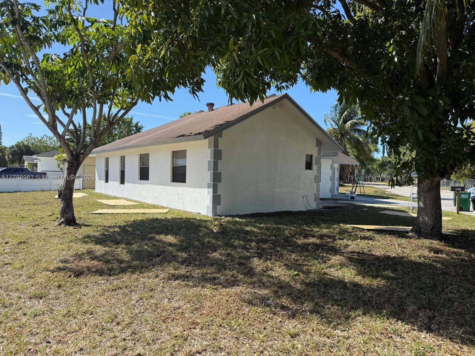 Building Photo - 2817 NW 8th St
