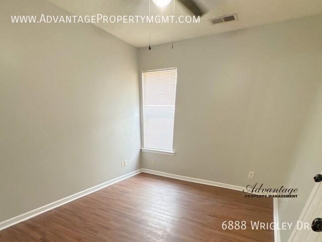 Building Photo - 6888 Wrigley Dr