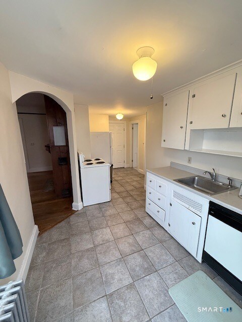 Building Photo - 181 High St