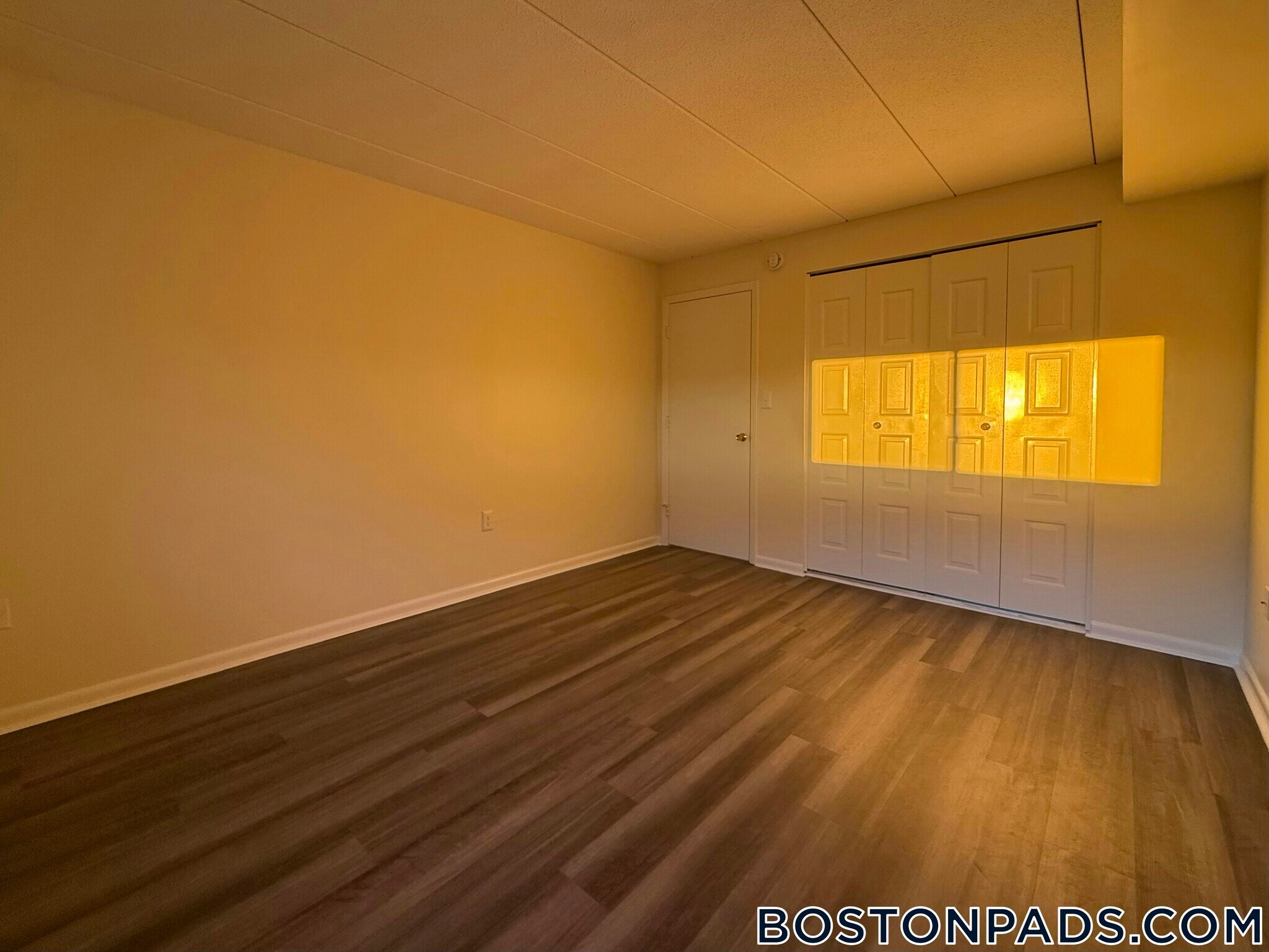 Building Photo - 51 Hill Rd