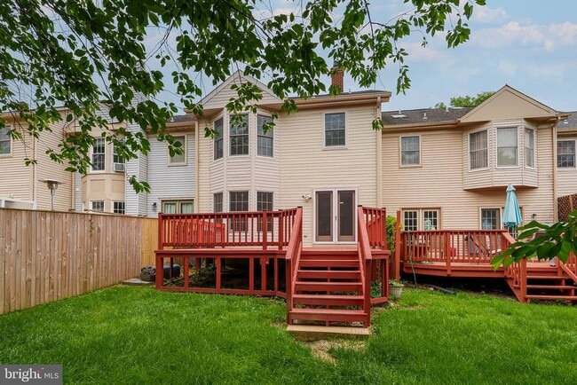 Building Photo - 7 Willwood Ct