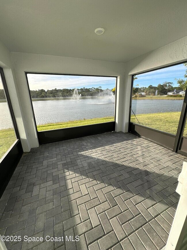 Building Photo - 1825 Diablo Cir SW