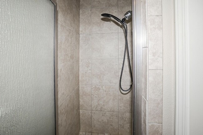 Building Photo - 15101 Helium Rd