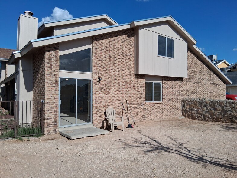 Building Photo - 3119 Voss Dr