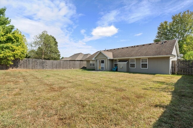 Building Photo - 4803 Shale Oaks Ave