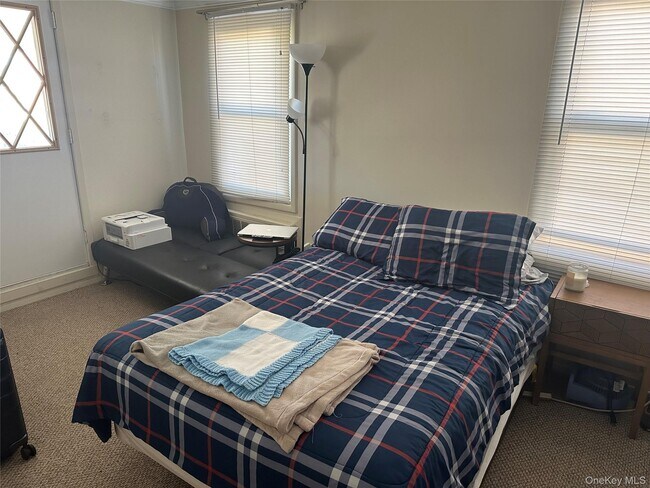 Building Photo - 51 Malone Ave