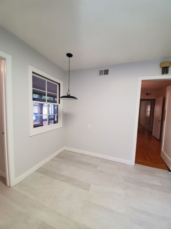 Building Photo - 1241 Perkins Way