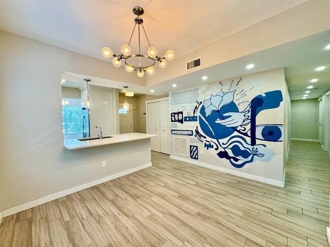 Building Photo - 4811 Bayshore Blvd