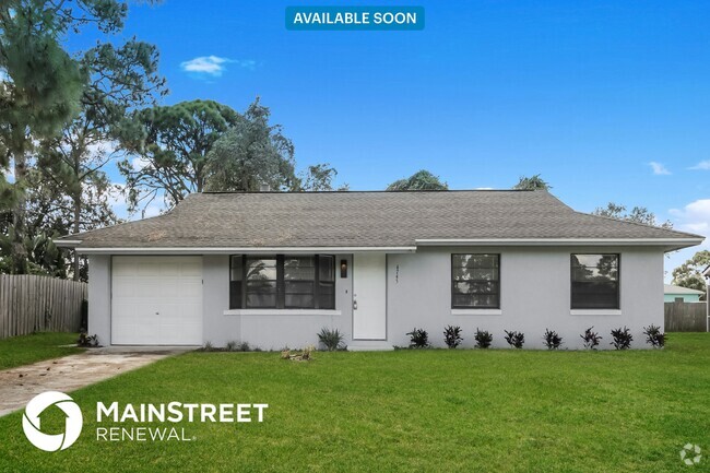 Building Photo - 4745 Greenhill St