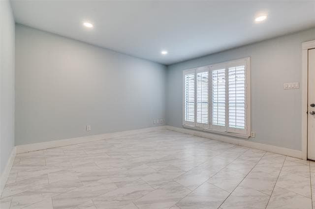 Building Photo - 3935 Buena Vista St