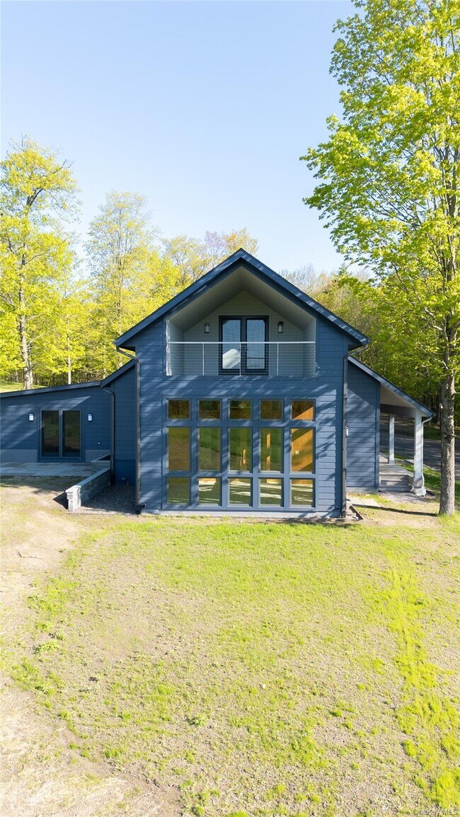 Building Photo - 323 Haddock Hill Rd