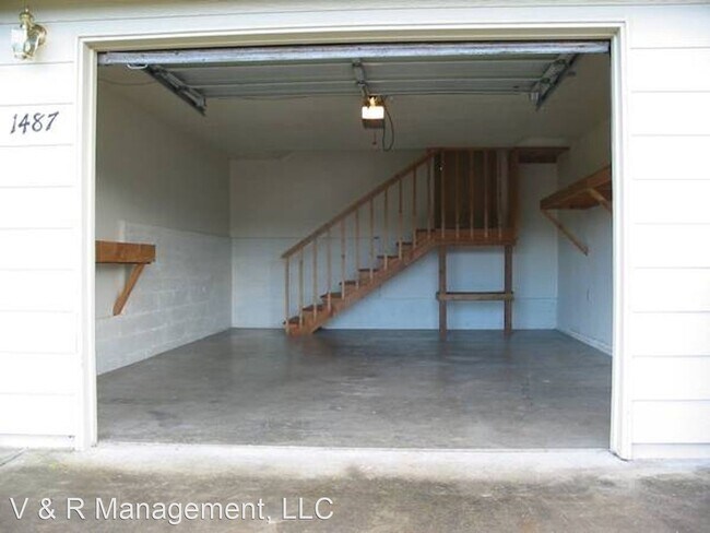 Building Photo - 1485-1487 Woodside Ct SE