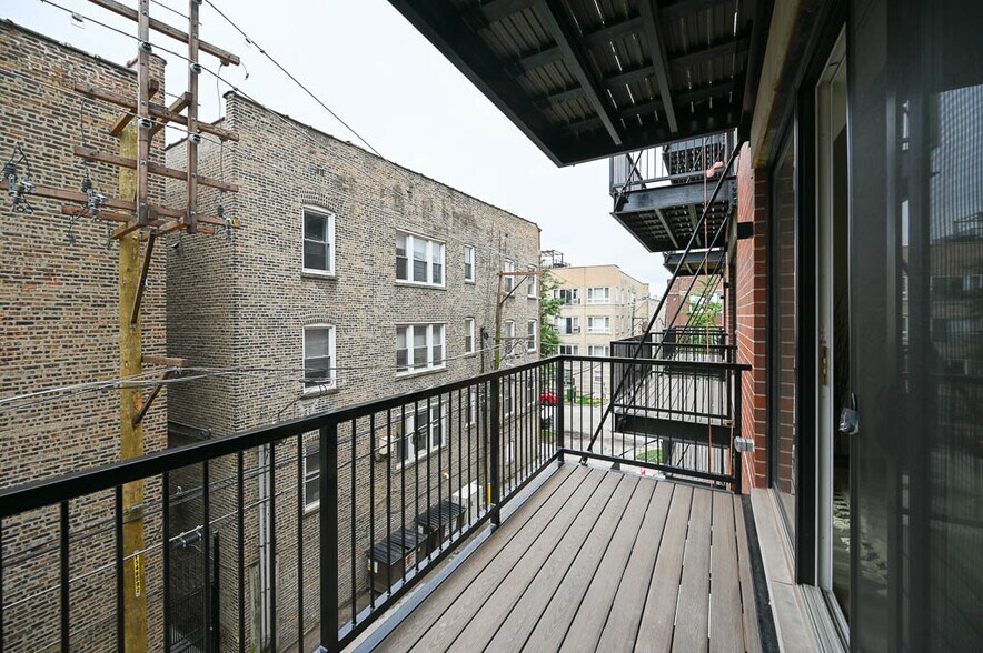Building Photo - 4452 N Hazel St