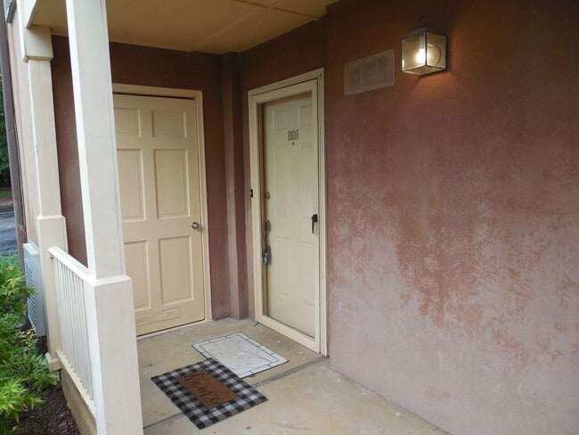 Building Photo - End Unit Condo Available now