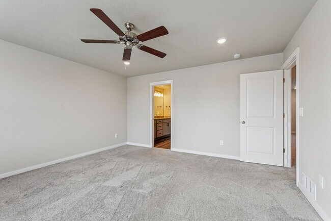 Building Photo - 8206 Turtle Lk Wy
