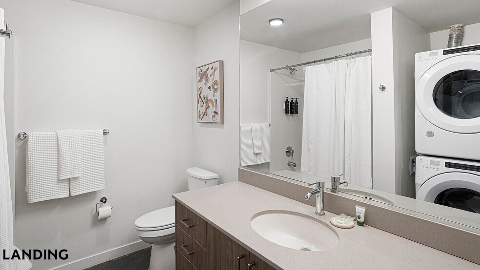 Building Photo - 2301 E Union St