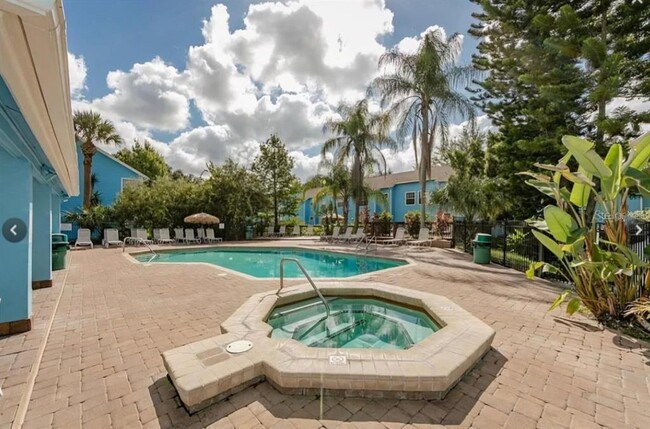 Building Photo - 2719 N Poinciana Blvd