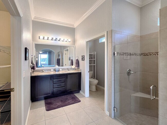 Building Photo - 5225 Pebble Beach Blvd
