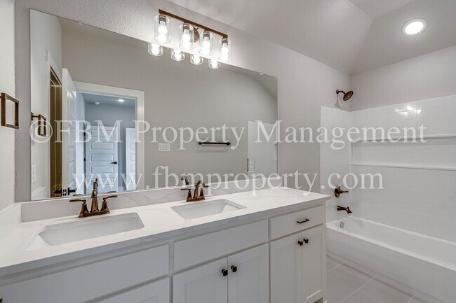 Building Photo - 920 Cooksey Ct