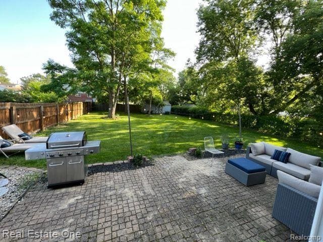 Building Photo - 2043 Vermont Ave