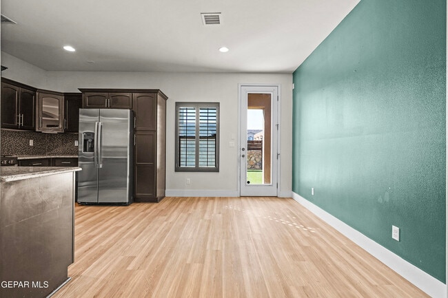 Building Photo - 13538 Lawkland St