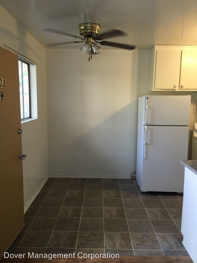 Building Photo - 2700 Ellendale Pl