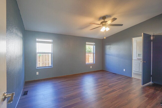 Building Photo - TWO BEDROOM MANUFACTURED HOME IN EAST COUNTY