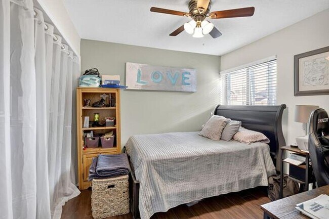 Building Photo - 691 Willow Grove Terrace