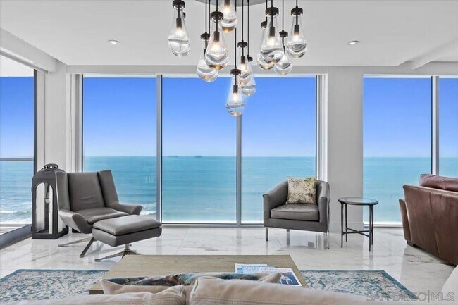 Building Photo - 1830 Avenida Del Mundo