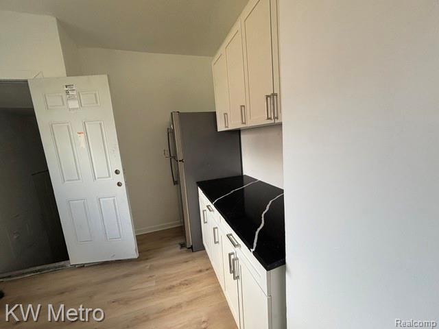 Building Photo - 2952 Elmhurst St