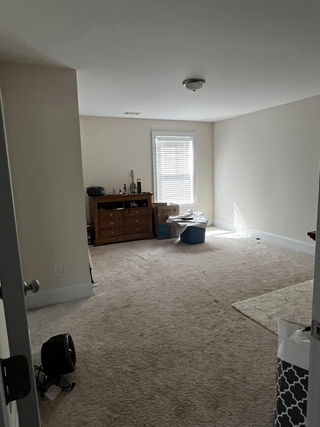Building Photo - 1729 Edenburg Way