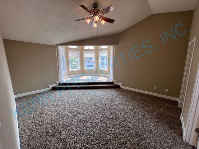 Building Photo - 39475 Hood St
