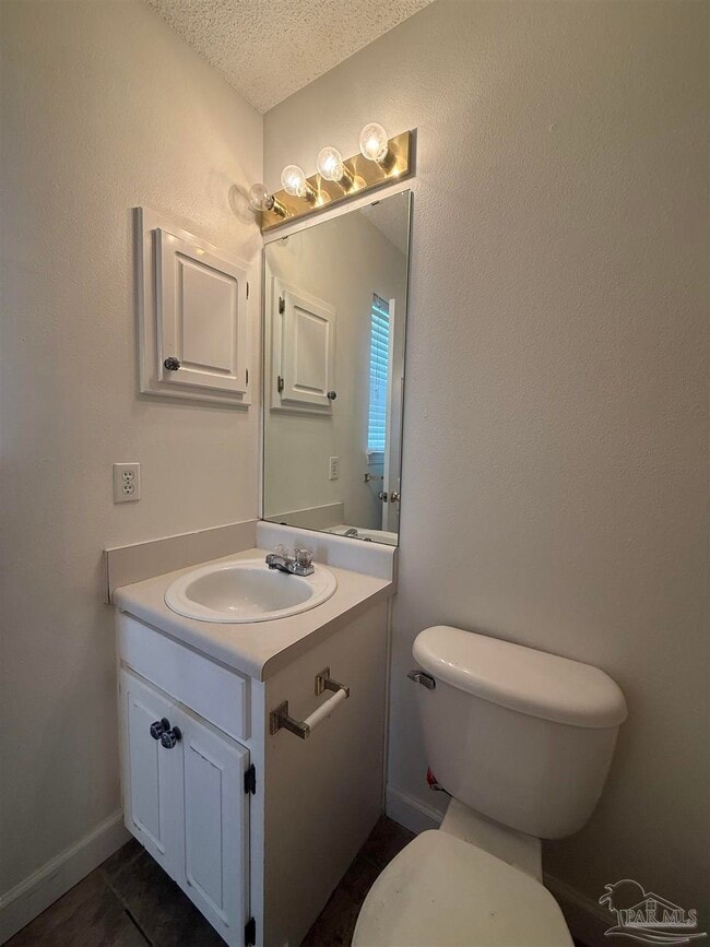 Building Photo - 6299 Cottage Woods Dr
