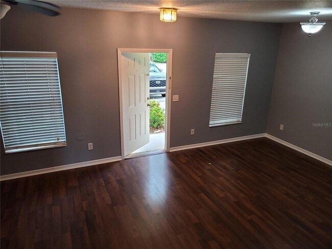 Building Photo - 14941 Amberjack Terrace