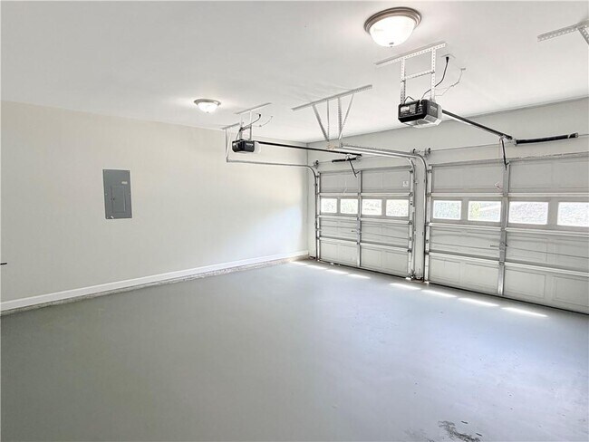 Building Photo - 6730 Wolford Ct