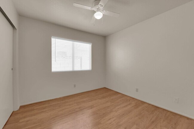 Building Photo - Well-Maintained 3BR Home | Open Living, Private Yard, Prime NW Location