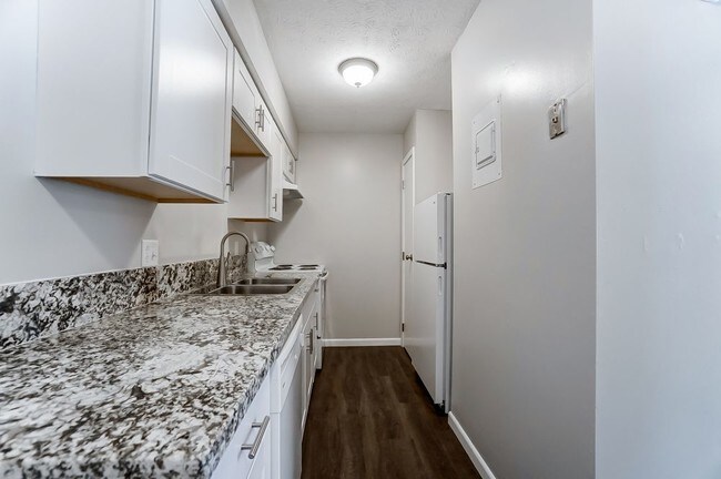 Building Photo - 722-F Collins Avenue